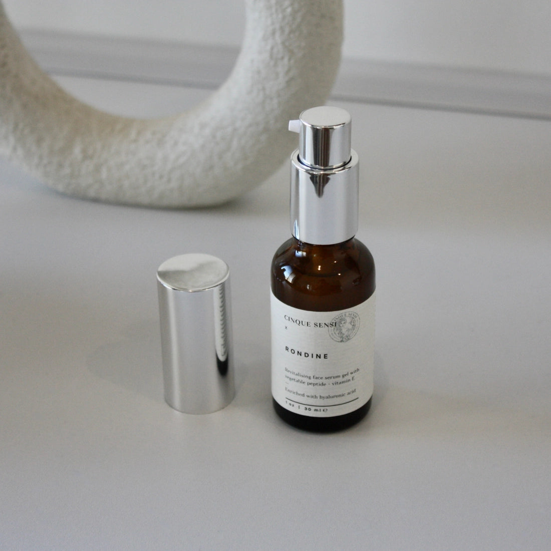 Cinque Sensi Serum facial natural de azahar y péptidos