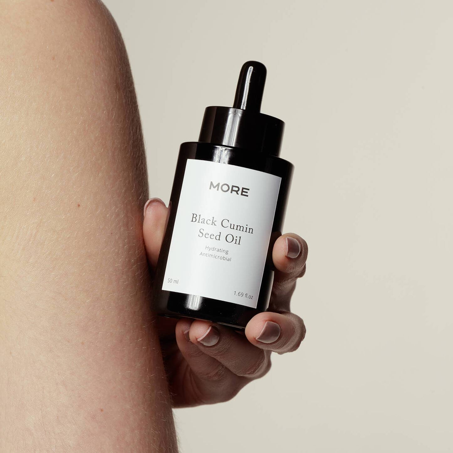 Aceite de semilla de comino negro | 100 % orgánico y prensado en frío