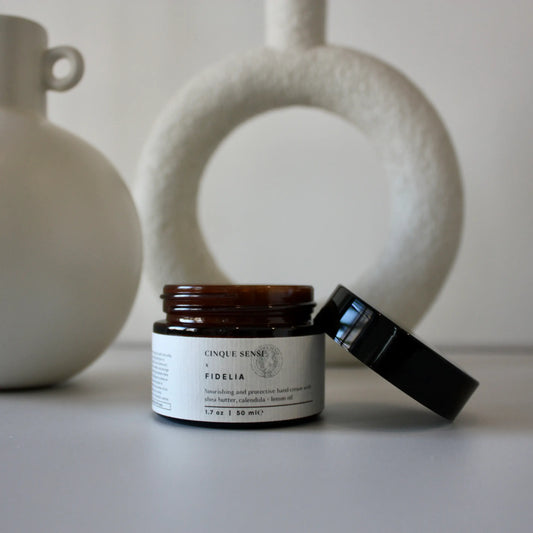 Cinque Sensi Crema de manos nutritiva para pieles dañadas